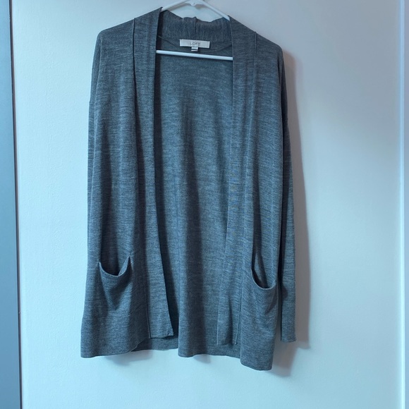 LOFT Gray Open Front Pocket Cardigan - Picture 2 of 6